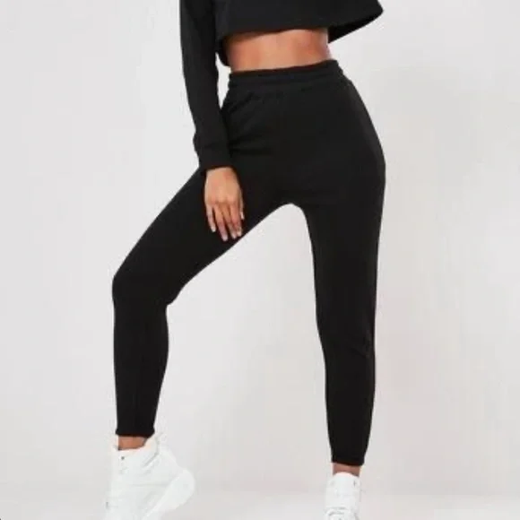 Joggers‎ - Picture 9 of 9